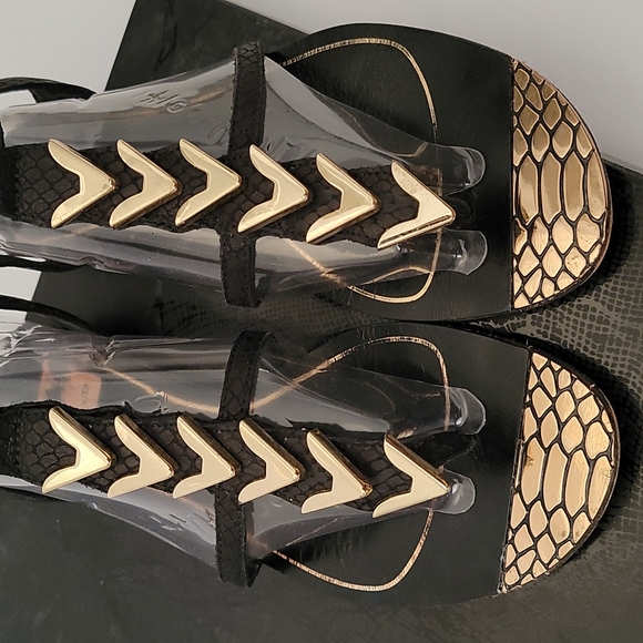 Dolce Vita Izara Sandal Size 7 in Black - Picture 4 of 5